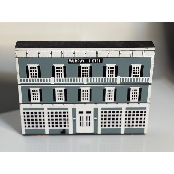 Vintage Cats Meow 1987 Murray Hotel Series V Wooden Village Shelf Sitter Retired - Picture 2 of 8